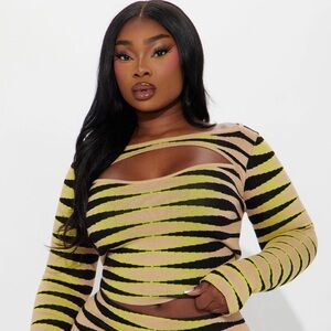 Women’s Sweater 2pc